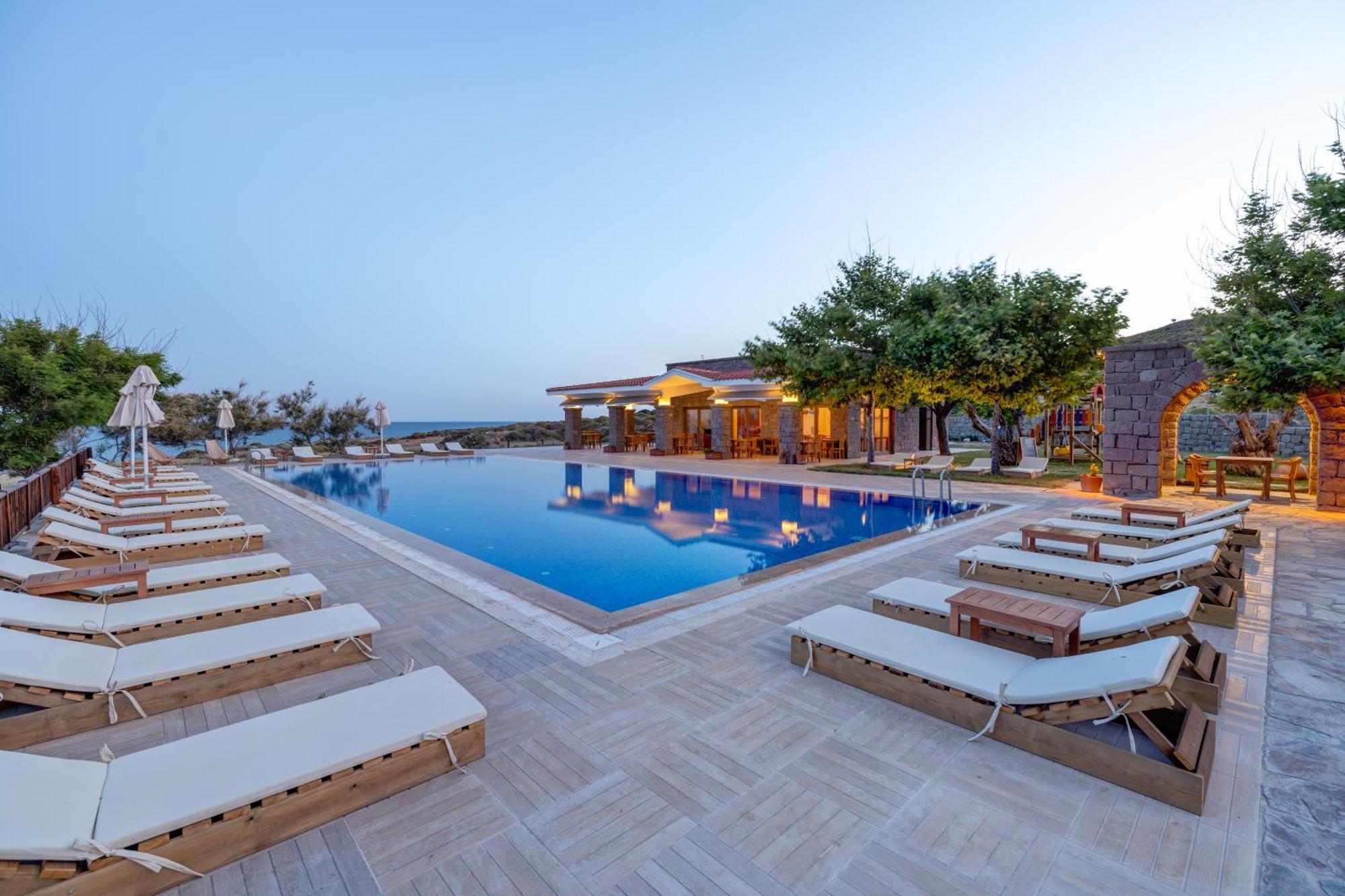 Cinarli Kasri Hotel İmroz Eksteriør billede